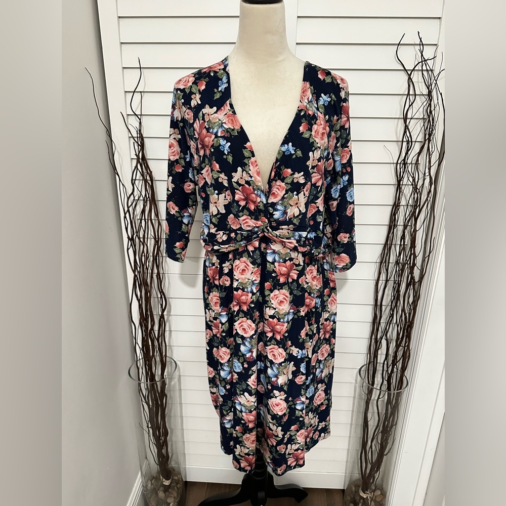 Almost New - Love Squared  Deep V Neck Floral Dress Size 2X